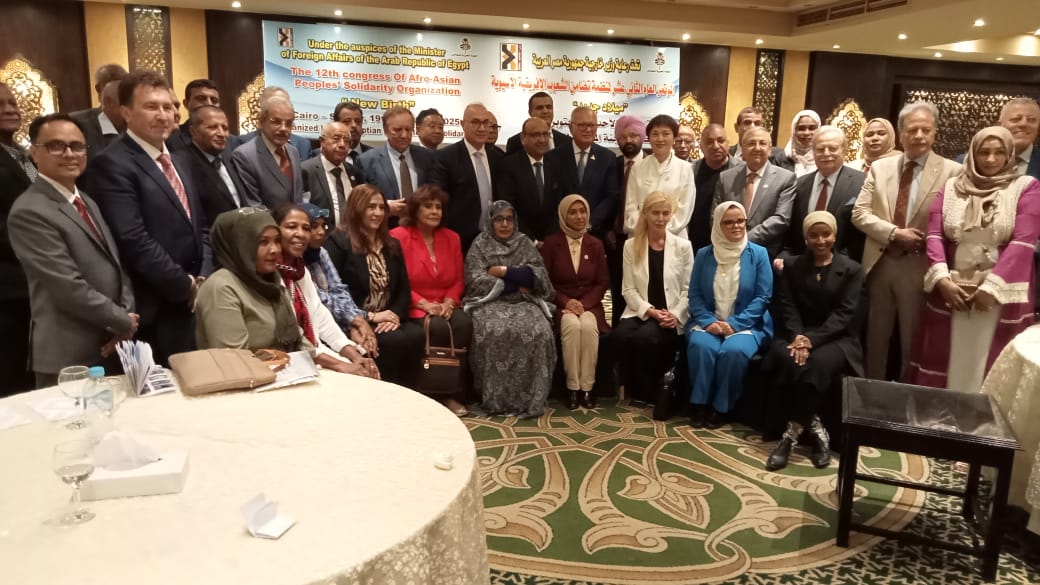 بالإجماع، العرابي رئيسا لمنظمة التضامن.. شيحة والأطلسي وأوماخلوف والحلفي نوابا، إحسان سكرتيرا عاما.. المؤتمر الـ12 يشيد بجهود مصر في إحلال السلام بغزة ويدعو لإنهاء الانقسام الفلسطيني