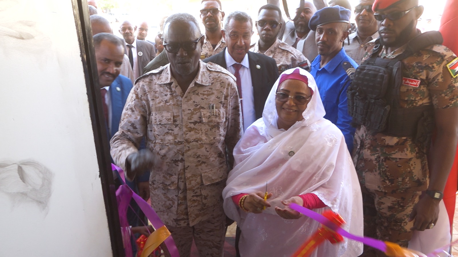 والي الخرطوم والنائب العام يفتتحان مقر النيابة العامة ويؤكدان عودة مؤسسات الحكومة الاتحادية والأجهزة العدلية والقضائية إلى العاصمة