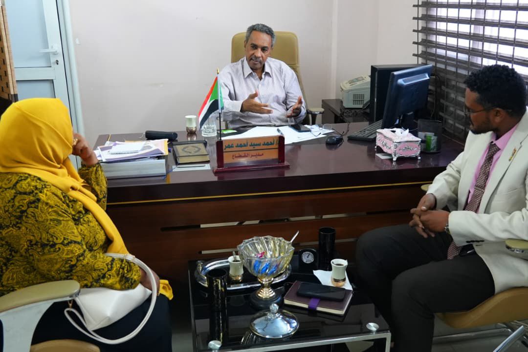 تنسيق علمي وفني بين الأبحاث الجيولوجية والمواصفات والمقاييس لتطوير وترويج المعادن الصناعية