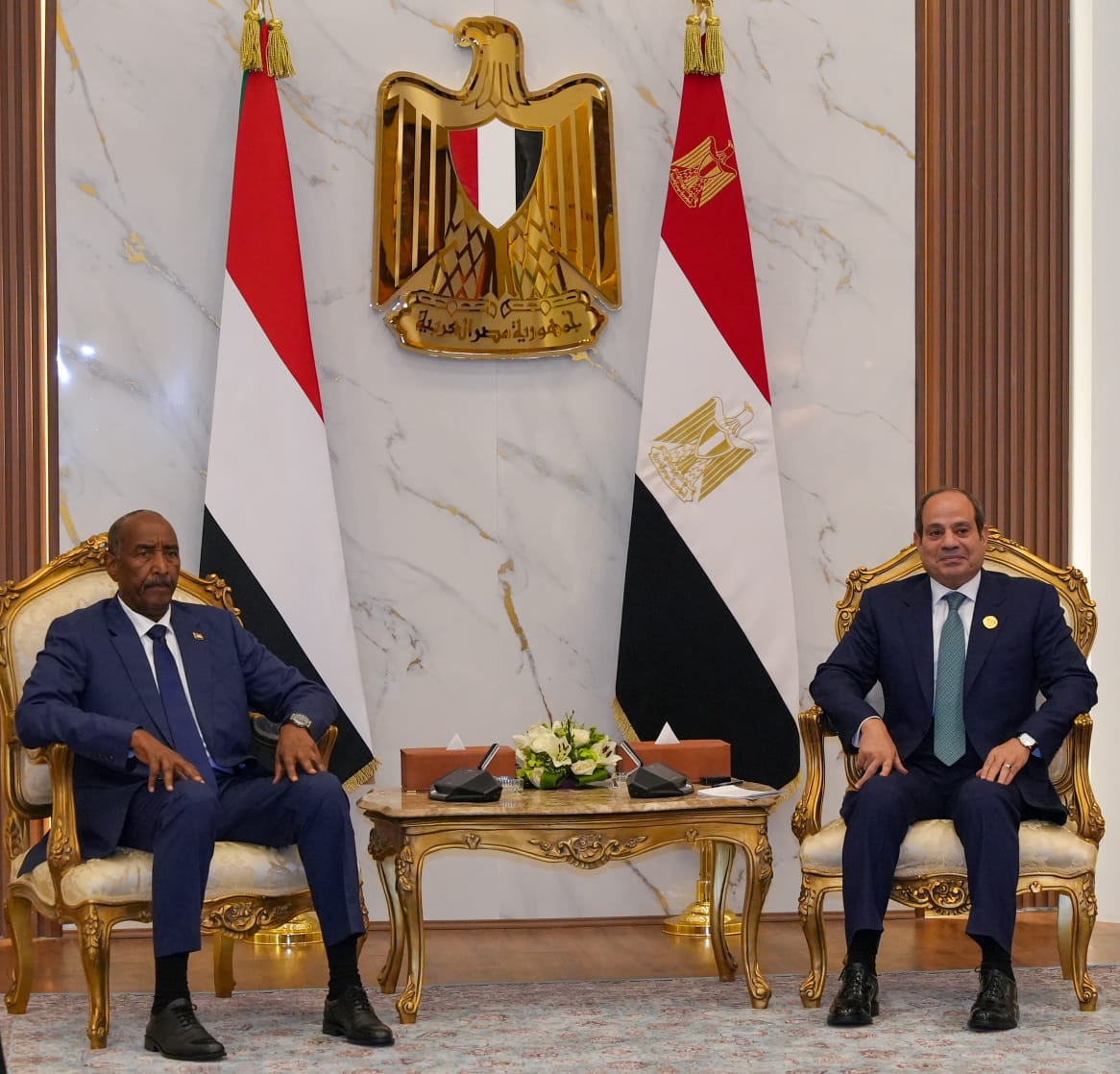 البرهان والسيسى يبحثان مسار العلاقات الثنائية بين البلدين وسبل تعزيزها